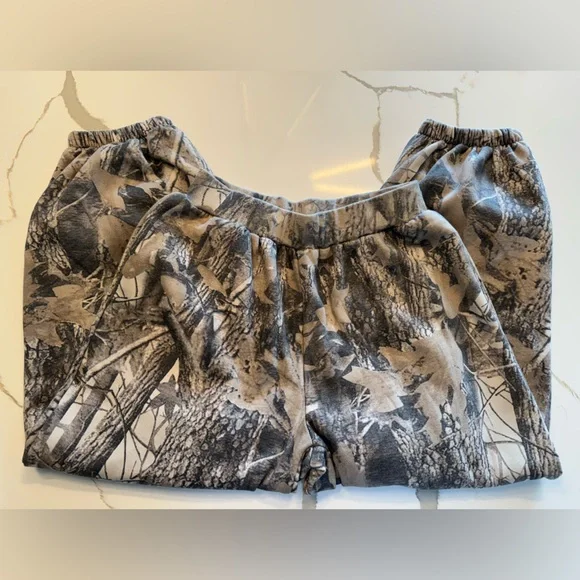 Women's Camouflage FleeceJogger Sweats - Picture 3 of 5